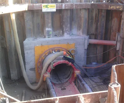 2011-11-microtunnelier-smce-forage-tunnel-microtunnelier-foncage-battage
